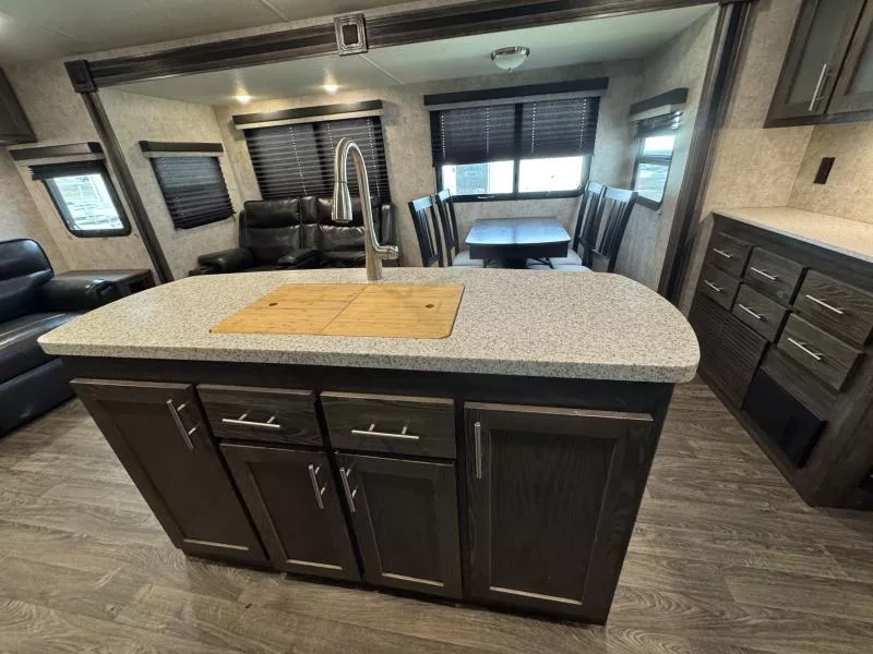 used Travel Trailers Highland Ridge RV Highland Ridge for sale, in Fargo, ND Thumbnail 42