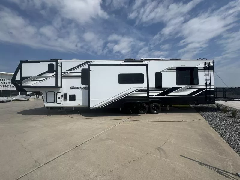 new Toy Haulers Grand Design RV  for sale, in Fargo, ND Thumbnail 6