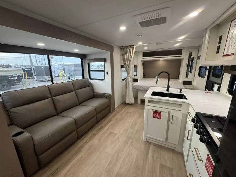 new Travel Trailers Grand Design RV  for sale, in Fargo, ND Thumbnail 32