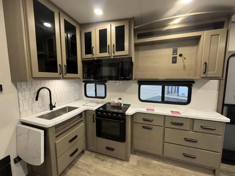 new Fifth Wheel Trailers Grand Design RV  for sale, in Fargo, ND Thumbnail 37