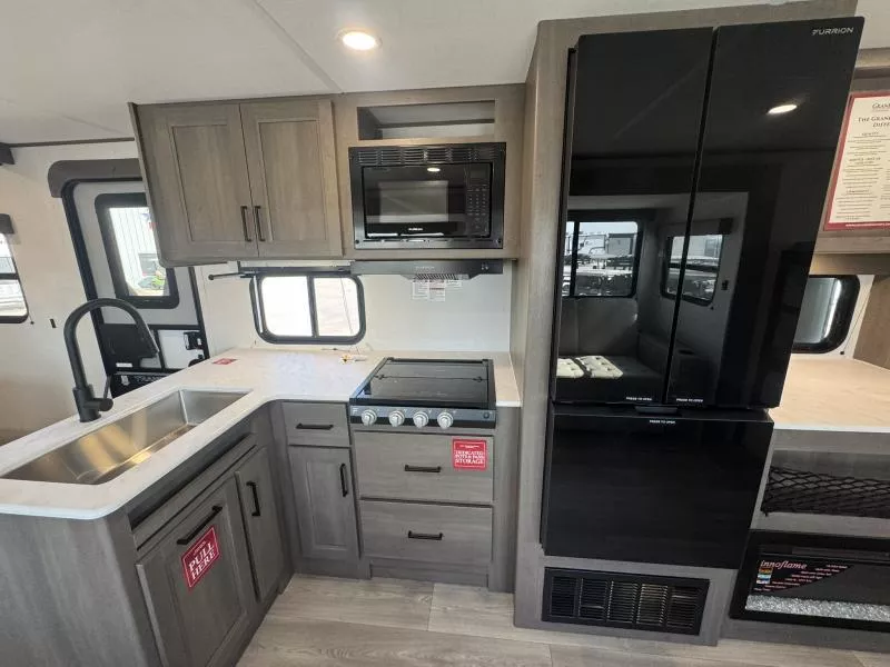 new Travel Trailers Grand Design RV  for sale, in Fargo, ND Thumbnail 31