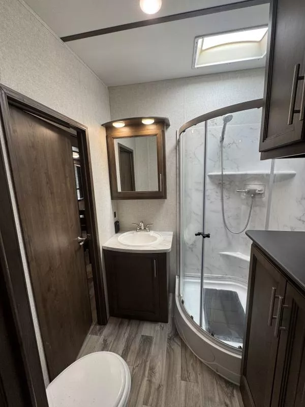 used Travel Trailers Keystone RV Keystone RV for sale, in Fargo, ND Thumbnail 33