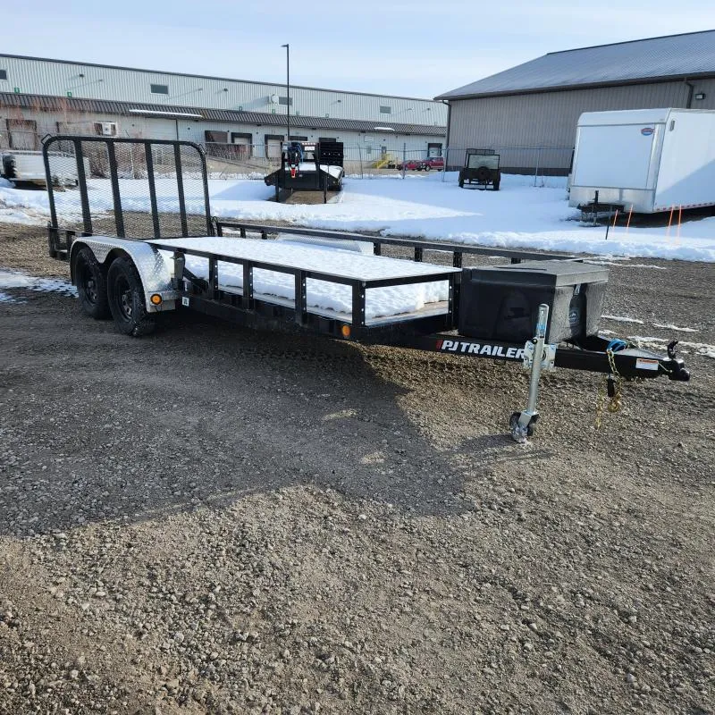 2026 PJ Trailers 83"X18' Tandem Utility Trailer