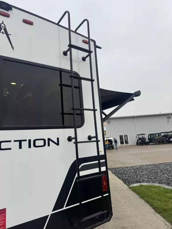 new Fifth Wheel Trailers Grand Design RV  for sale, in Fargo, ND Thumbnail 20