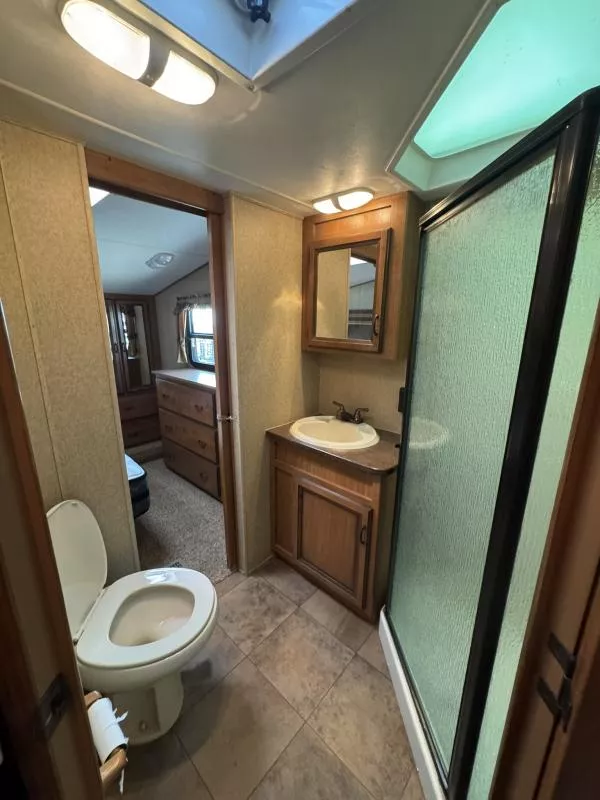 used Fifth Wheel Trailers CrossRoads RV  for sale, in Fargo, ND Thumbnail 31