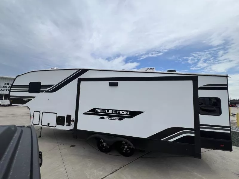 new Fifth Wheel Trailers Grand Design RV Grand Design for sale, in Fargo, ND Thumbnail 6