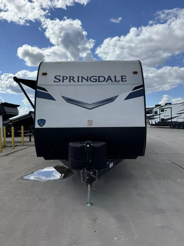 used Travel Trailers Keystone RV Springdale for sale, in Fargo, ND Thumbnail 8