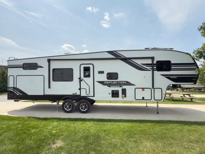 2026 Grand Design RV Reflection 100 Series 32BH