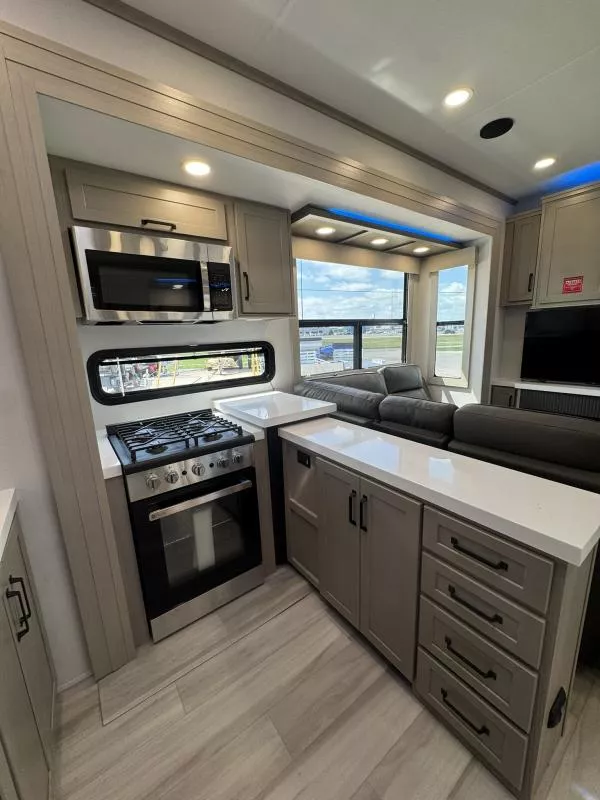 new Toy Haulers Grand Design RV Grand Design for sale, in Fargo, ND Thumbnail 47