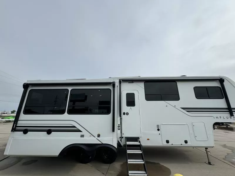 new Fifth Wheel Trailers Grand Design RV Influence for sale, in Fargo, ND Thumbnail 3