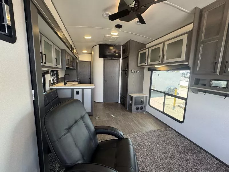 used Toy Haulers Cruiser RV Cruiser for sale, in Fargo, ND Thumbnail 25