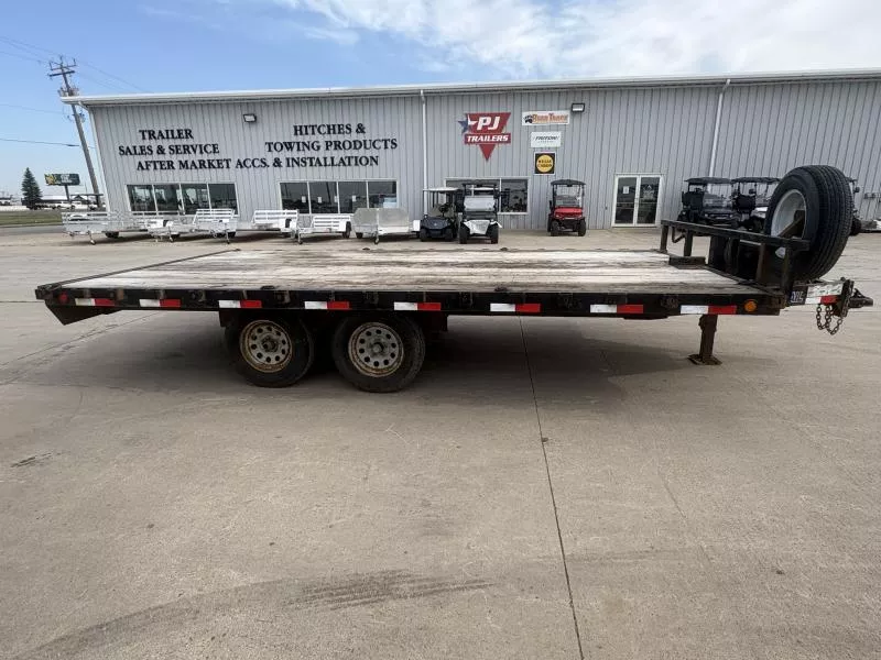 used Equipment / Flatbed Trailers Load Trail  for sale, in Fargo, ND Thumbnail 2