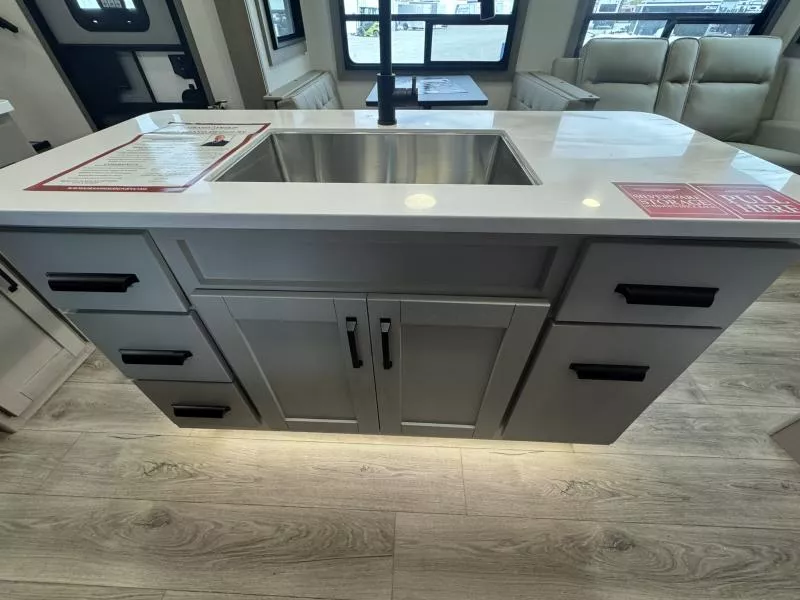 new Fifth Wheel Trailers Grand Design RV  for sale, in Fargo, ND Thumbnail 34