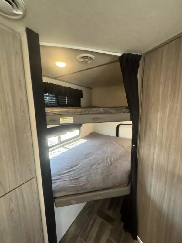 used Travel Trailers Keystone RV  for sale, in Fargo, ND Thumbnail 32