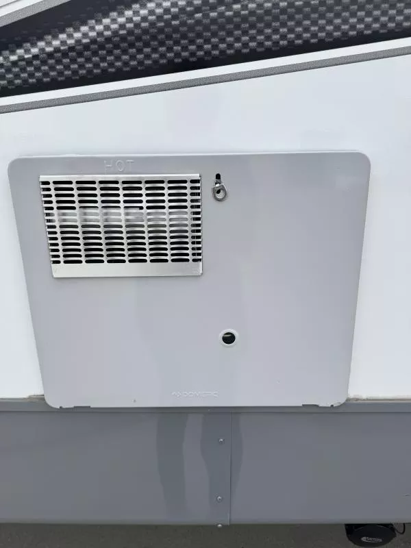 used Travel Trailers Highland Ridge RV Highland Ridge for sale, in Fargo, ND Thumbnail 13