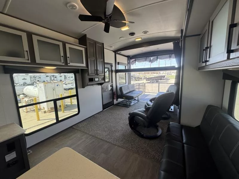 used Toy Haulers Cruiser RV Cruiser for sale, in Fargo, ND Thumbnail 23