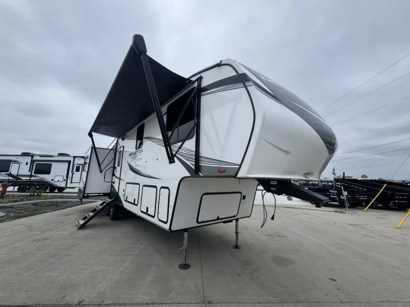 2023 Grand Design RV Reflection 324MBS