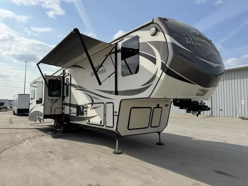 2015 Keystone RV Montana Legacy Edition 3721RL