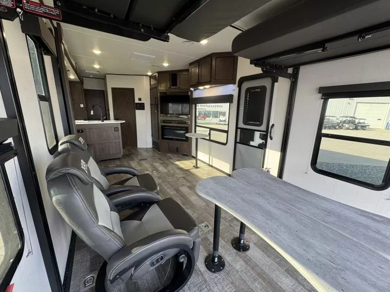 used Toy Haulers Forest River  for sale, in Fargo, ND Thumbnail 16