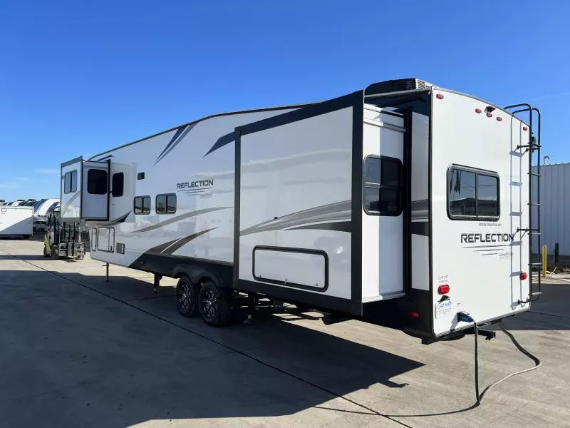 new Fifth Wheel Trailers Grand Design RV Reflection for sale, in Fargo, ND Thumbnail 3