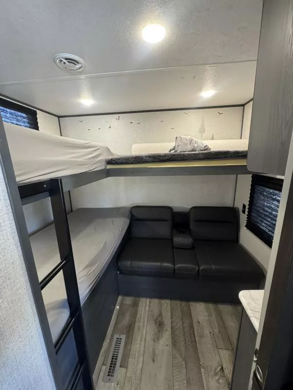 used Travel Trailers Dutchmen RV  for sale, in Fargo, ND Thumbnail 39