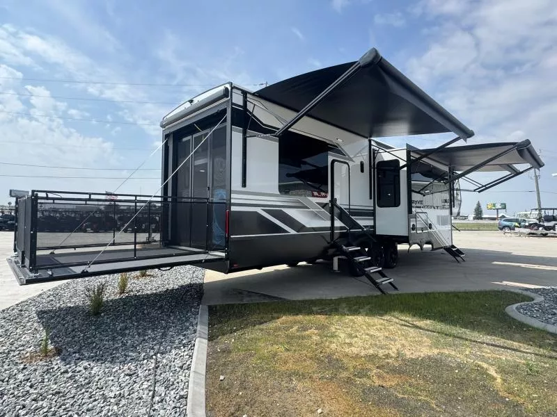 new Toy Haulers Grand Design RV  for sale, in Fargo, ND Thumbnail 3