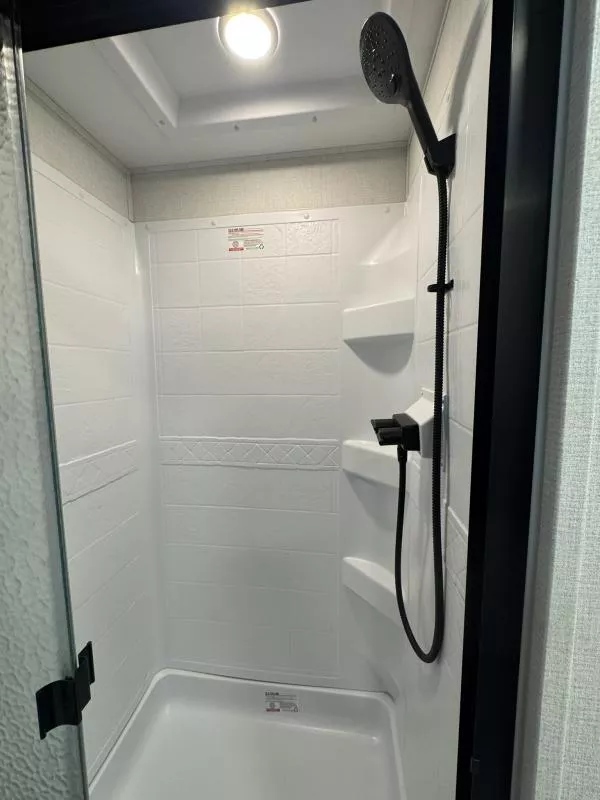 new Fifth Wheel Trailers Grand Design RV Grand Design for sale, in Fargo, ND Thumbnail 49