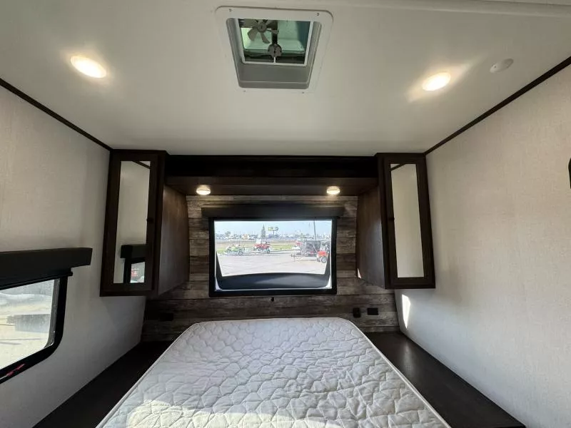 used Toy Haulers Forest River  for sale, in Fargo, ND Thumbnail 38