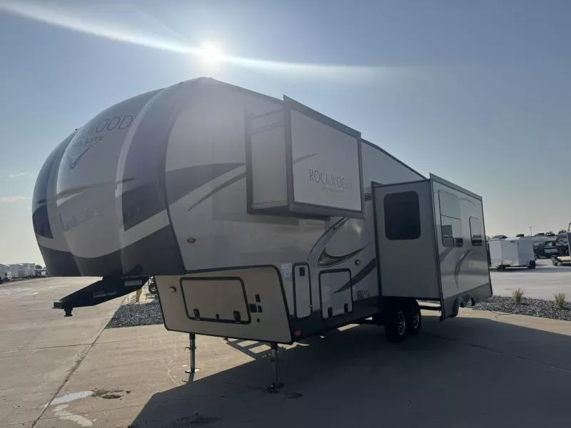 used Fifth Wheel Trailers Forest River  for sale, in Fargo, ND Thumbnail 14