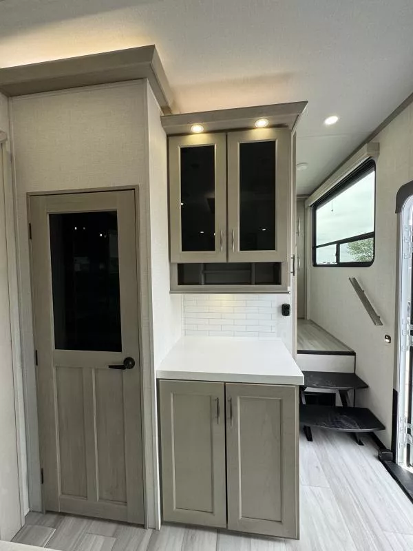 new Fifth Wheel Trailers Grand Design RV Influence for sale, in Fargo, ND Thumbnail 22
