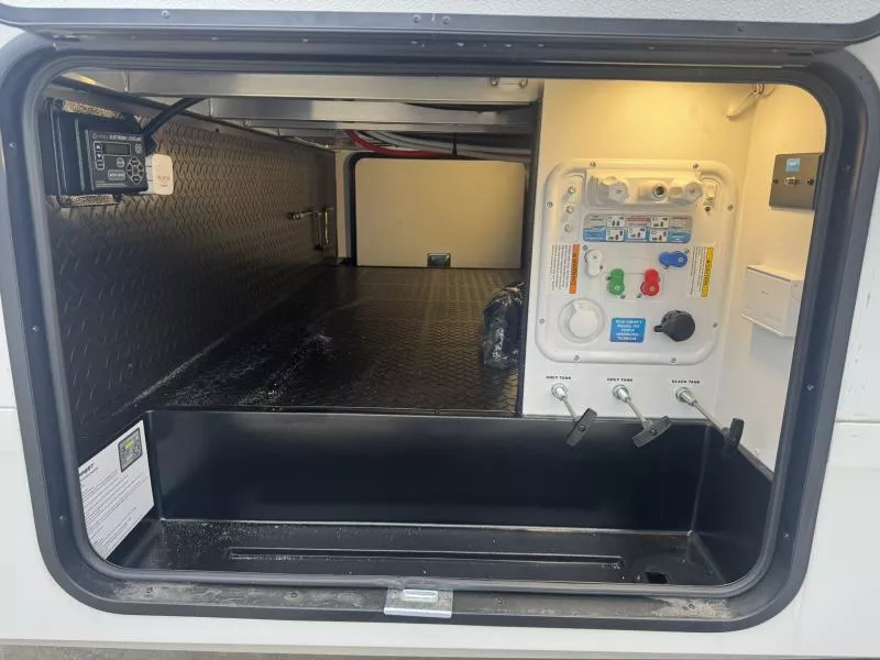 new Fifth Wheel Trailers Grand Design RV  for sale, in Fargo, ND Thumbnail 16