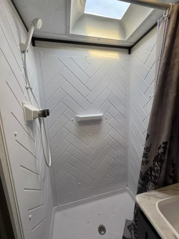 used Travel Trailers Dutchmen RV  for sale, in Fargo, ND Thumbnail 36