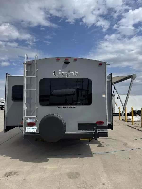 used Travel Trailers Highland Ridge RV Highland Ridge for sale, in Fargo, ND Thumbnail 4