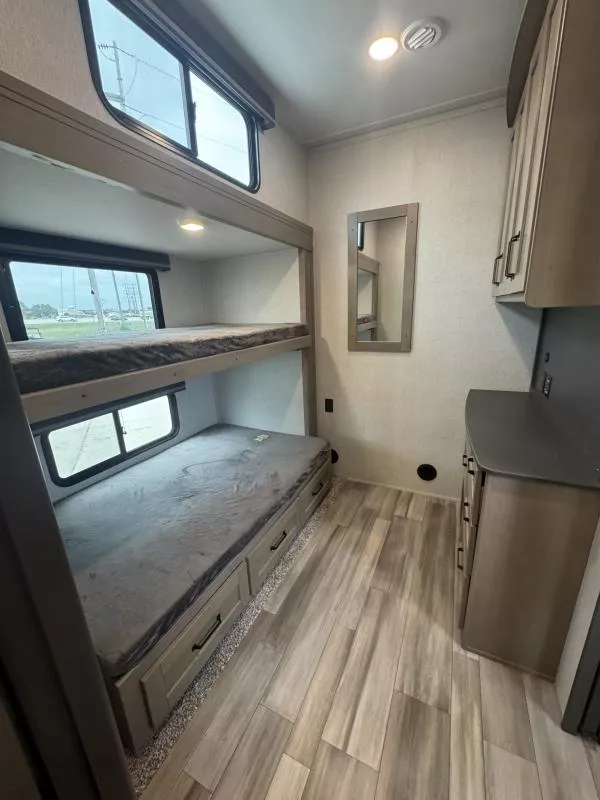 used Fifth Wheel Trailers Grand Design RV Grand Design for sale, in Fargo, ND Thumbnail 25
