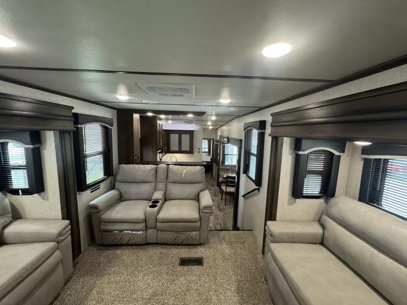 used Travel Trailers Keystone RV Keystone RV for sale, in Fargo, ND Thumbnail 30