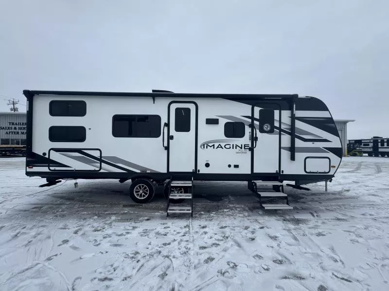 new Travel Trailers Grand Design RV Grand Design for sale, in Fargo, ND Thumbnail 2