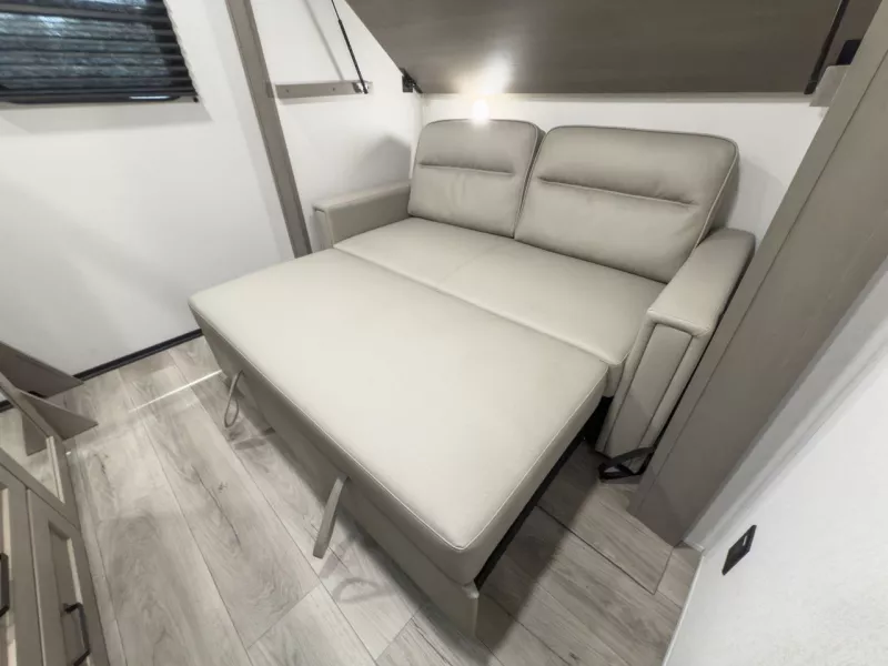 new Fifth Wheel Trailers Grand Design RV  for sale, in Fargo, ND Thumbnail 9