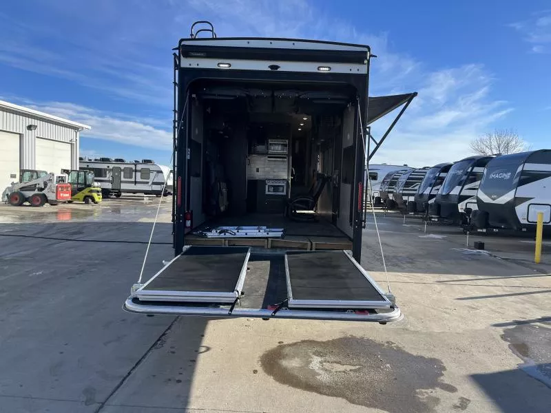 used Fifth Wheel Trailers Jayco Talon for sale, in Fargo, ND Thumbnail 5