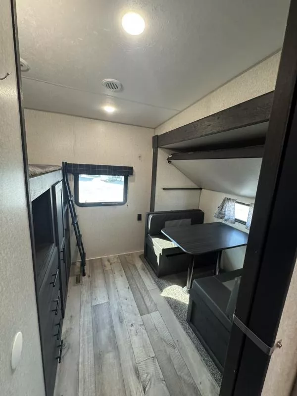 used Fifth Wheel Trailers Kz  for sale, in Fargo, ND Thumbnail 48