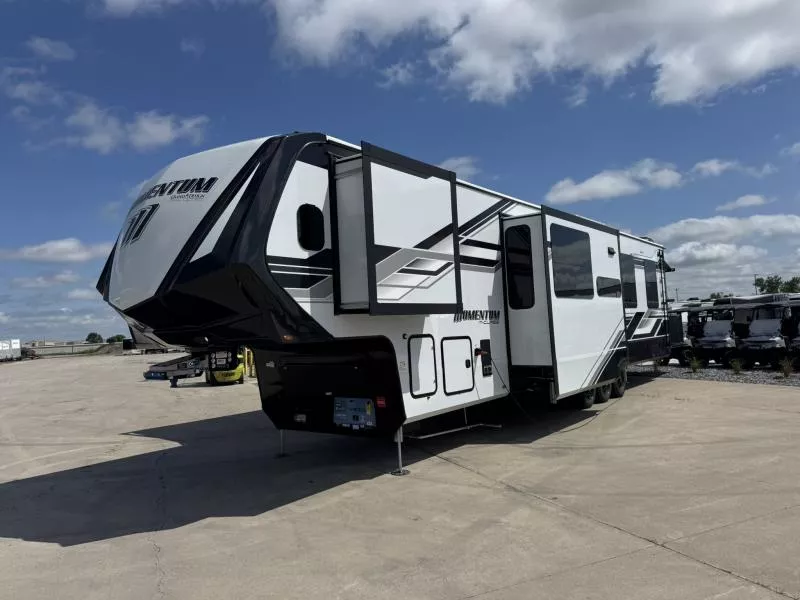 new Toy Haulers Grand Design RV Grand Design for sale, in Fargo, ND Thumbnail 8