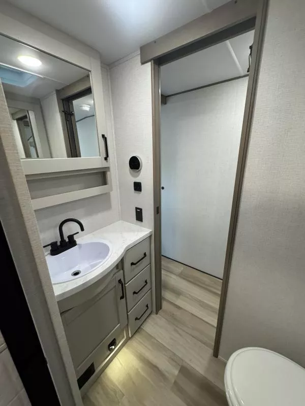 new Fifth Wheel Trailers Grand Design RV Grand Design for sale, in Fargo, ND Thumbnail 77