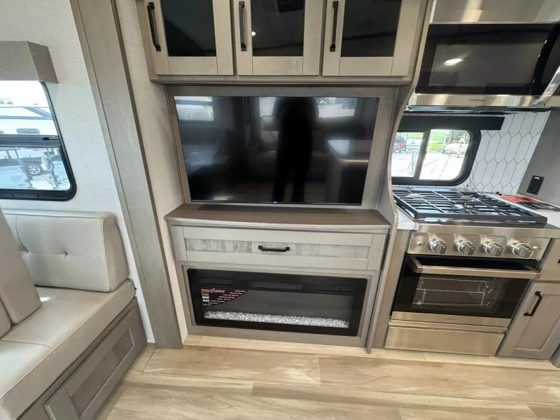 new Fifth Wheel Trailers Grand Design RV Grand Design for sale, in Fargo, ND Thumbnail 34