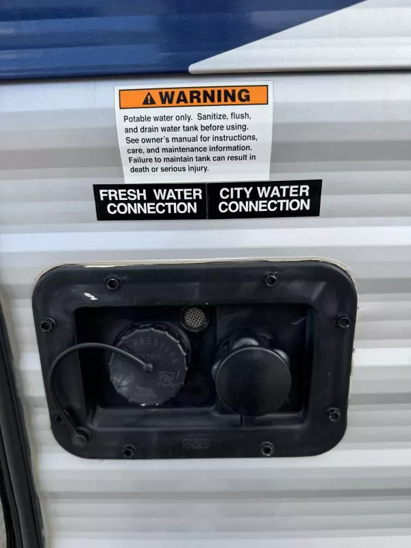 used Travel Trailers Keystone RV Springdale for sale, in Fargo, ND Thumbnail 13