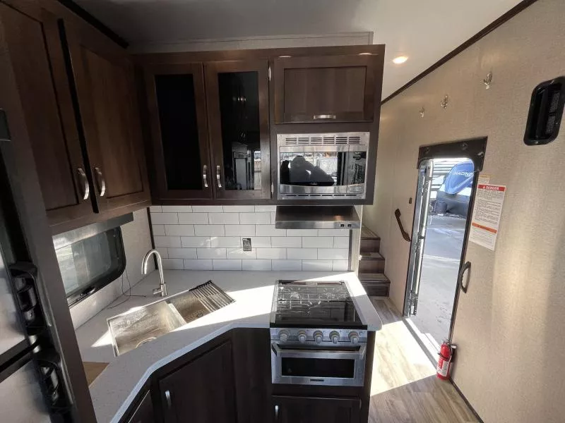 used Fifth Wheel Trailers Jayco Talon for sale, in Fargo, ND Thumbnail 24