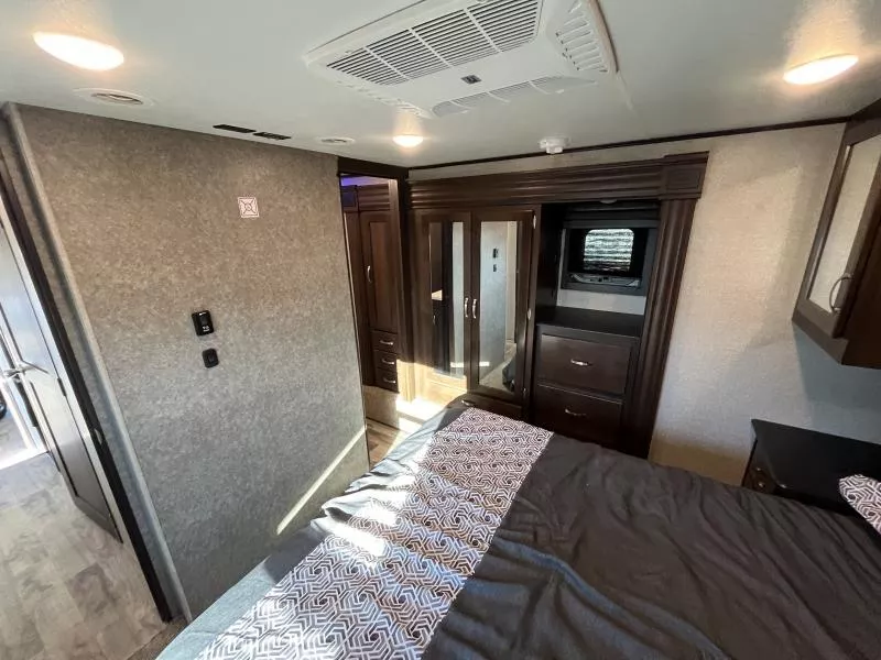 used Fifth Wheel Trailers Jayco Talon for sale, in Fargo, ND Thumbnail 35