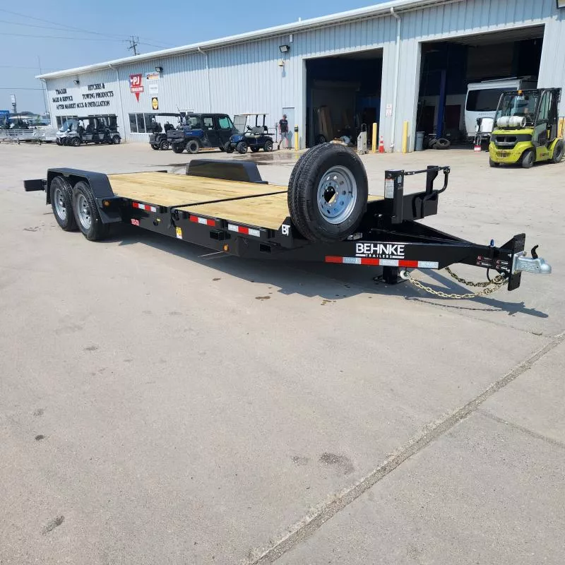 2026 Behnke 83"X22' Cushion Tilt Trailer