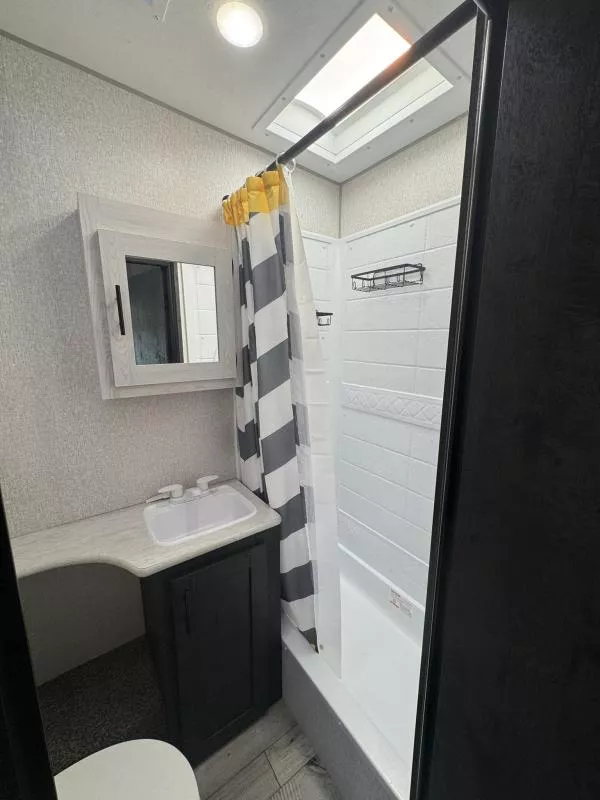 used Fifth Wheel Trailers Kz  for sale, in Fargo, ND Thumbnail 41