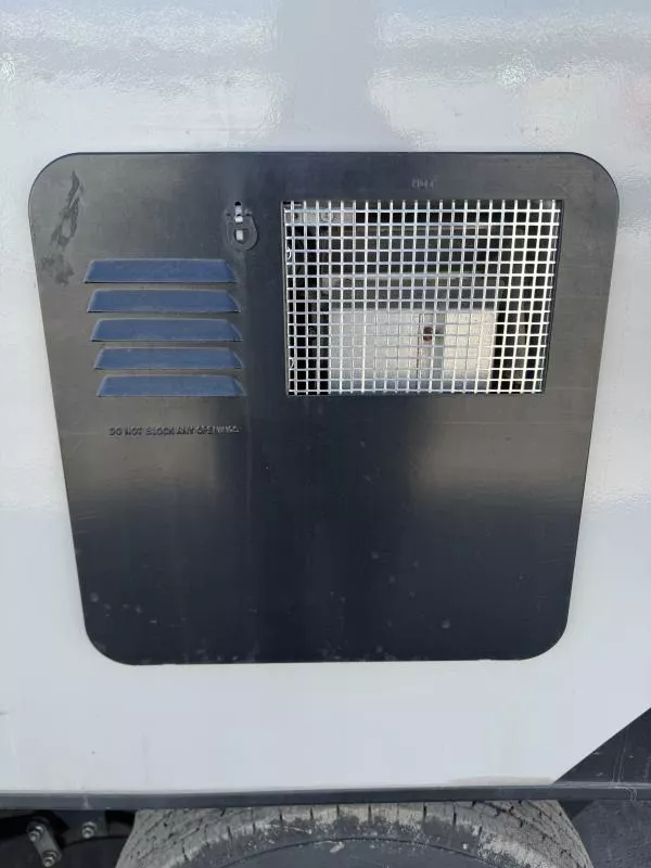 used Toy Haulers Forest River Salem FSX Platinum for sale, in Fargo, ND Thumbnail 11