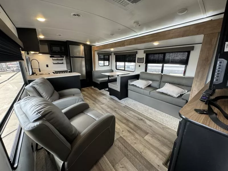 used Travel Trailers Keystone RV Springdale for sale, in Fargo, ND Thumbnail 18