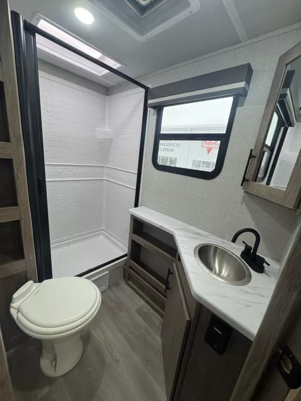 new Travel Trailers Grand Design RV Imagine XLS for sale, in Fargo, ND Thumbnail 32